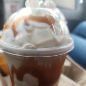 Meet your Posher, Sharon